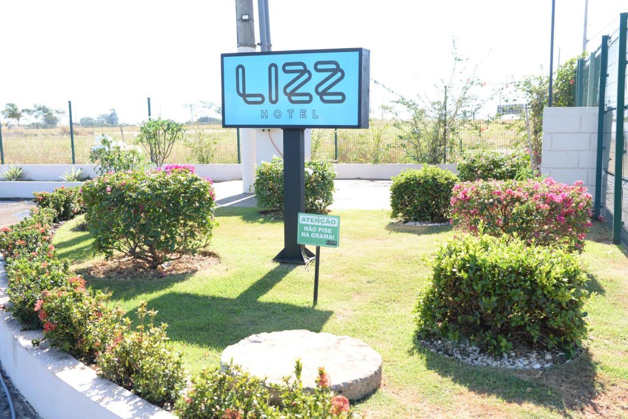 Lizz Hotel Uberlandia Exterior photo